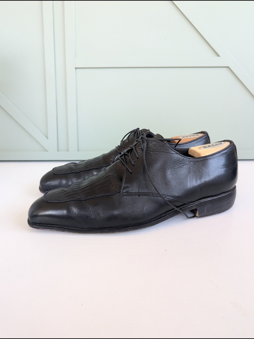 Black Textured Leather Derby Oxfords - Picture 3 of 10